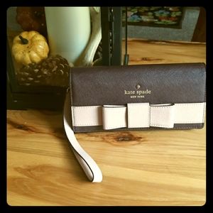 Kate Spade large clutch wallet